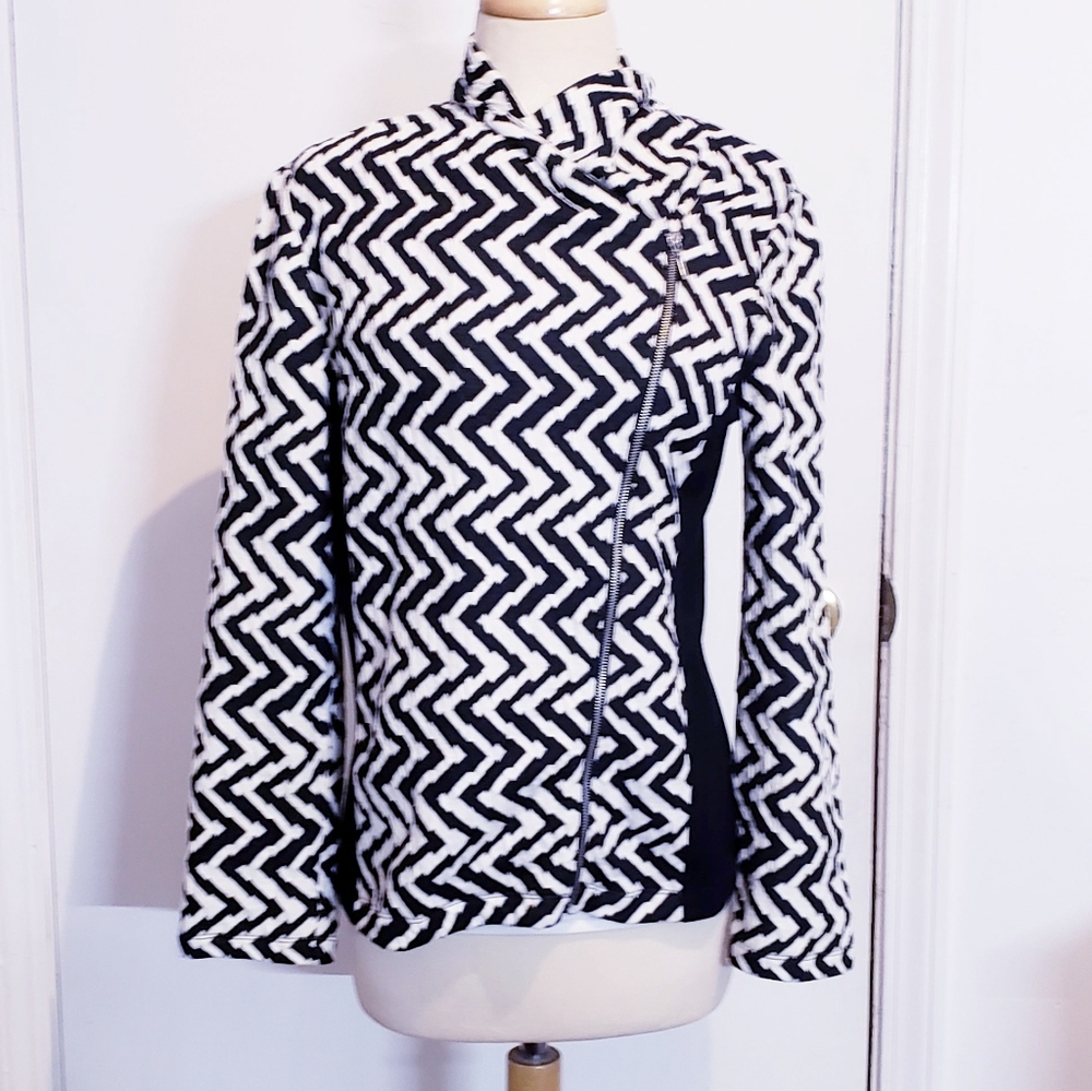 Stylish Black and White Women's Jacket